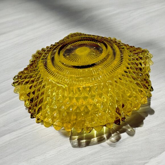 Vintage Amber Gold Federal Glass Bowl Decorative Ruffled Edges - Picture 3 of 4